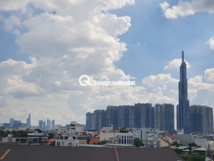 Cần bán gấp căn hộ full nội thất cao cấp ở trung tâm Quận 2, TPHCM